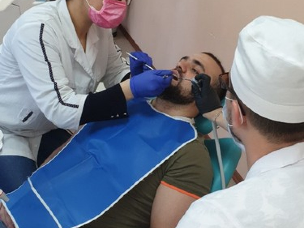 День здорових ясен під девізом: «здорові ясна – красива посмішка»