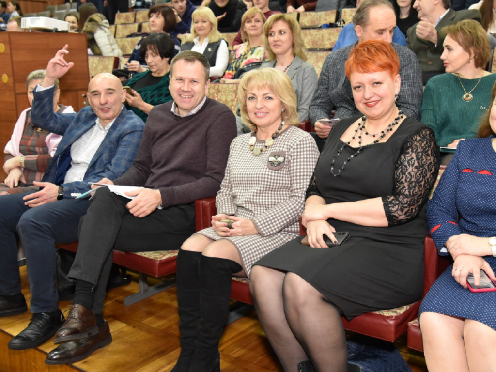стоматологічний брейн-ринг “Закоханість у стоматологію”