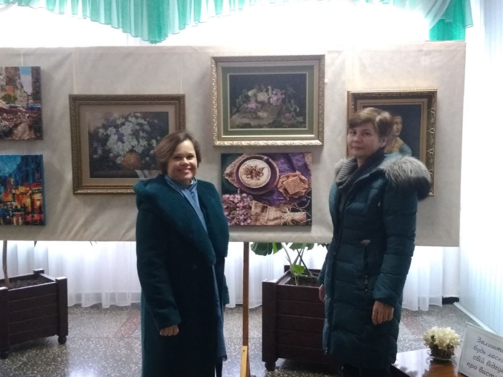 Виставка імпровізацій Людмили Шилкіної на тему міських пейзажів