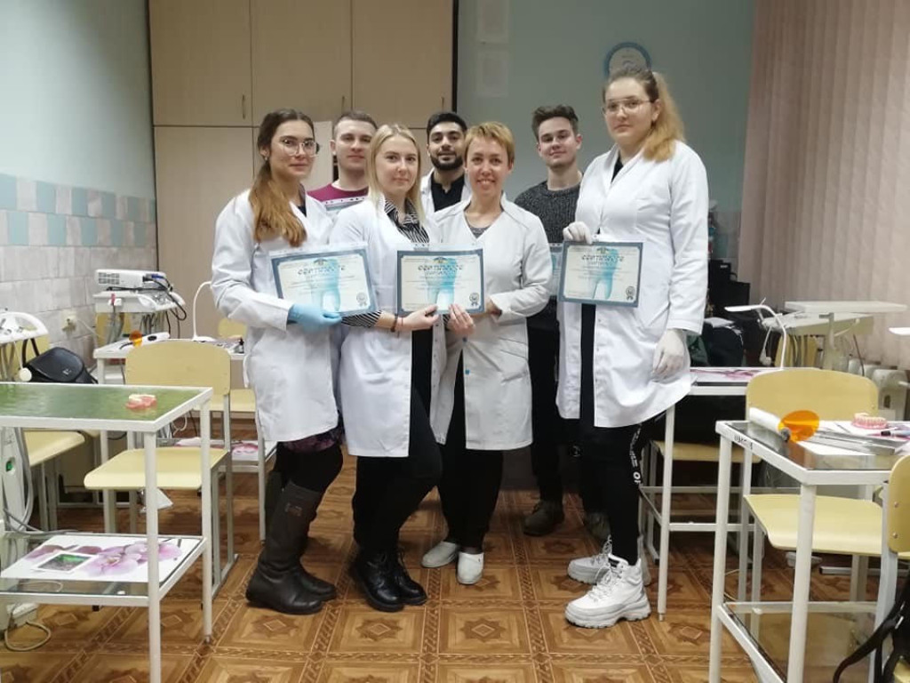 Мастер-клас "Художня реставрація бокових зубів"